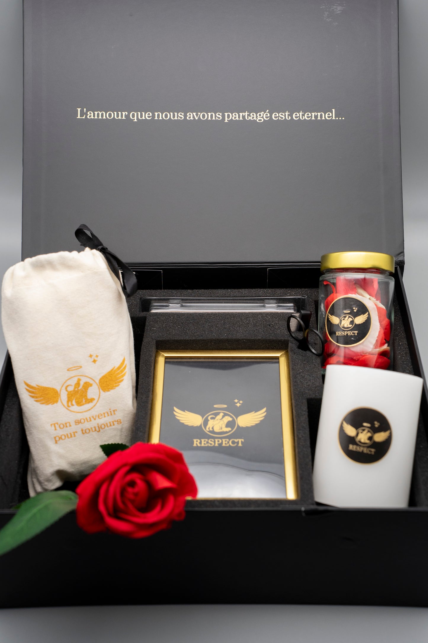 Coffret de cérémonie funéraire animalière